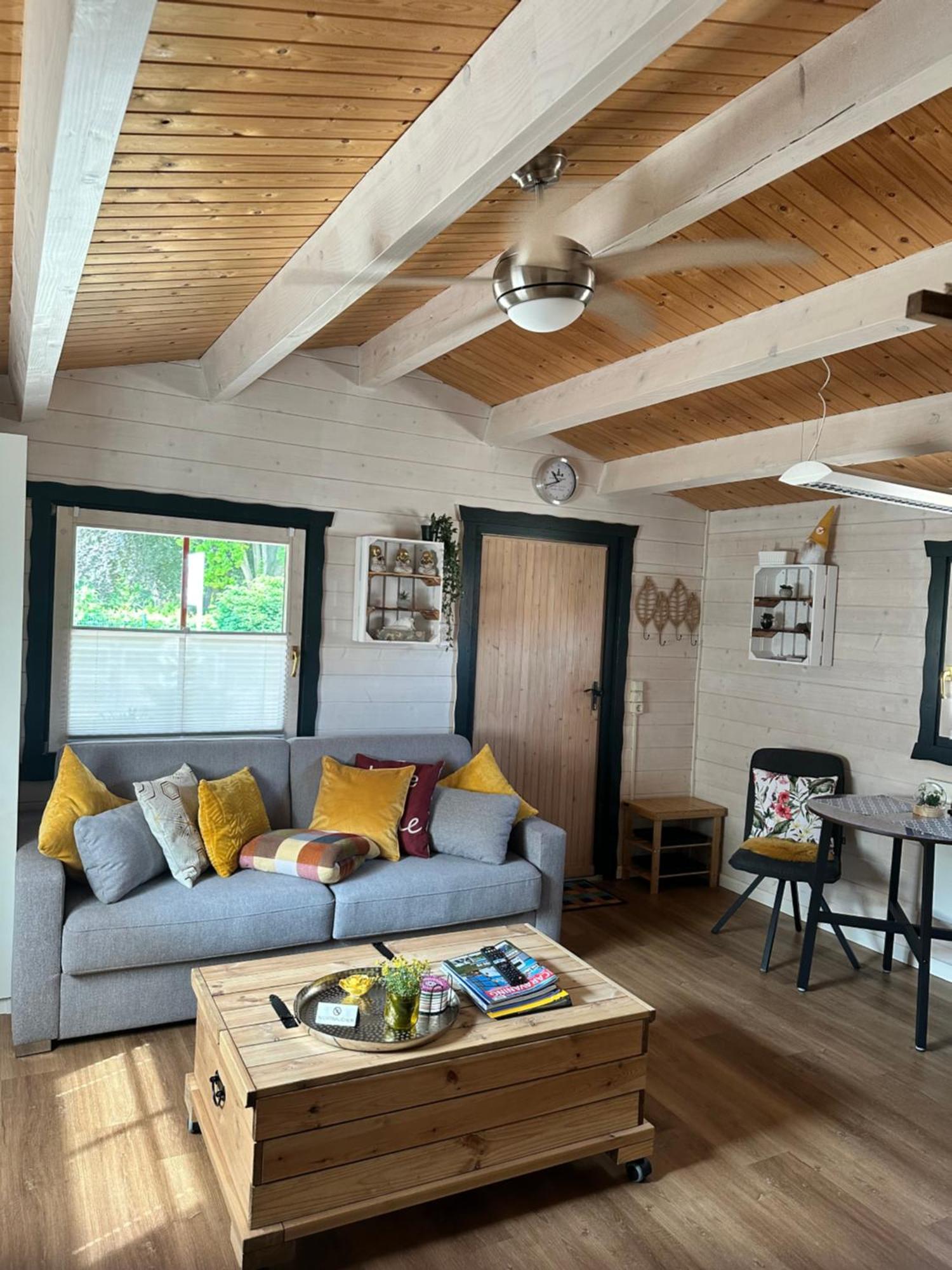 Neu! Ferienhuette Tiny House Villa Schoningen Bagian luar foto